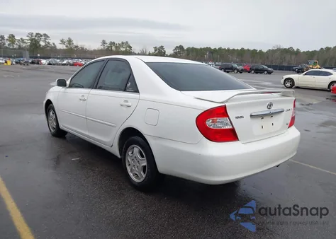 2003 Toyota Camry Le V6 from USA, damaged, VIN 4T1BF32K13U048123